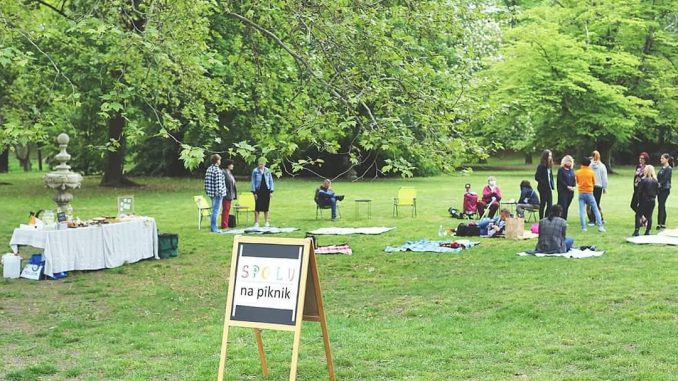 Spolu proti samotě zve