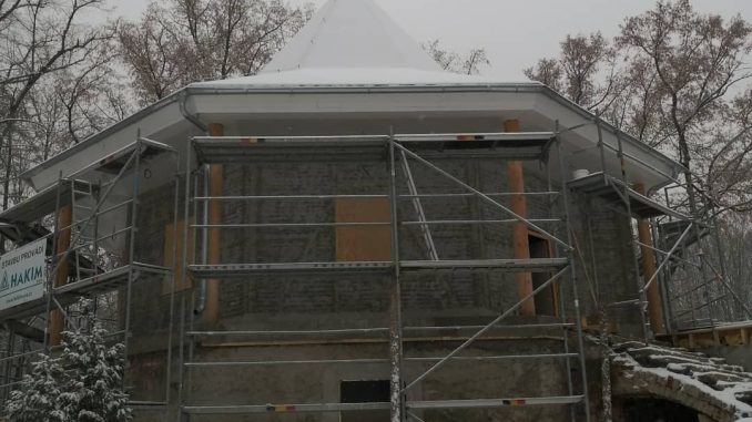 obnova požárem zničeného